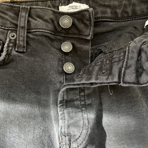 Forever 21 high wasted black jeans. Super cute! - Picture 1 of 3